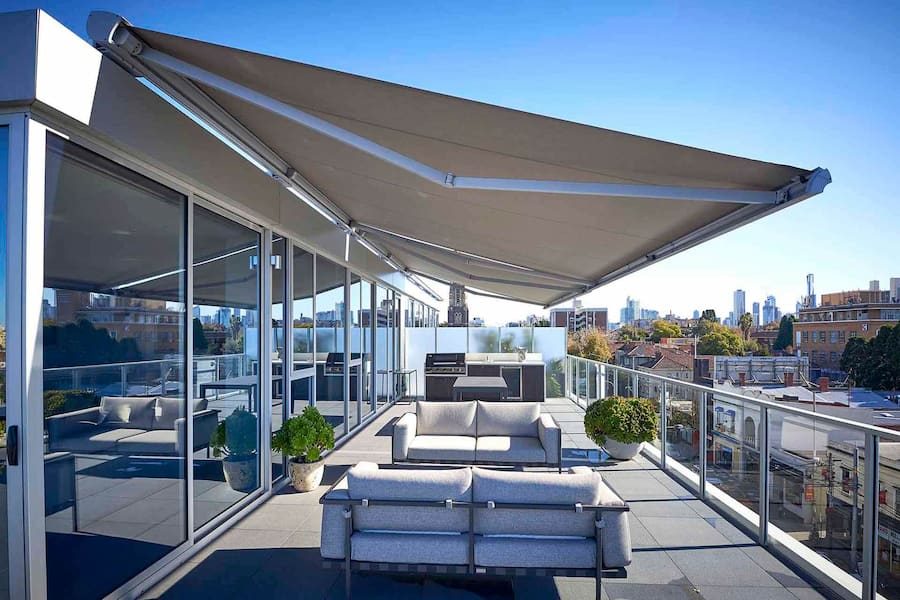 Folding-Arm-Awning (1)