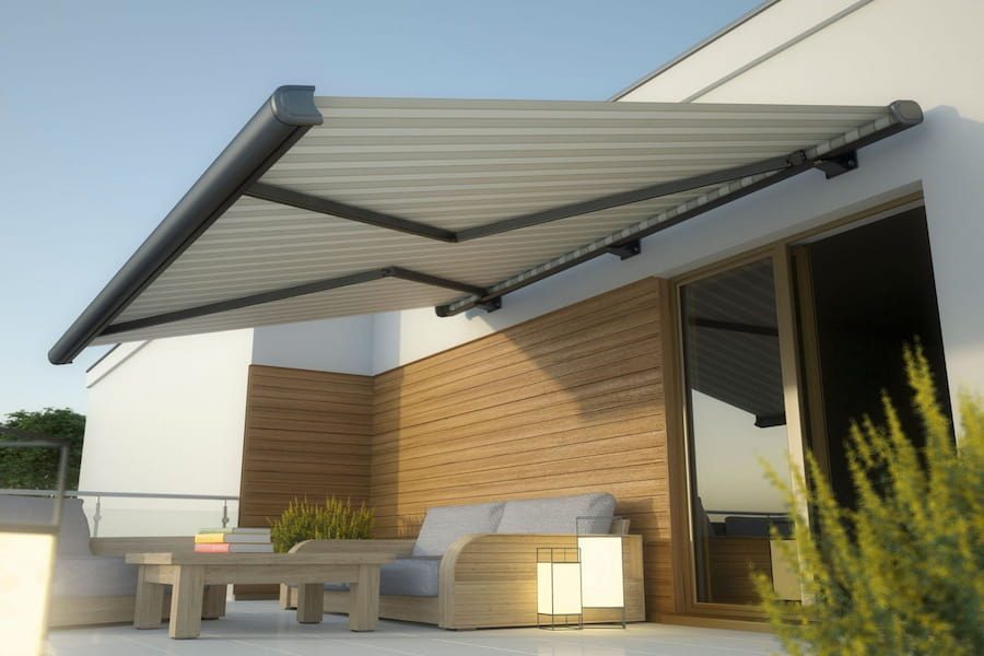 Properly+Invest+In+A+Retractable+Awning (1)